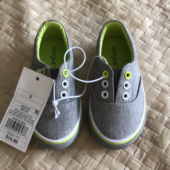 Cat & Jack Other - Cat & Jack Size 5 slip on
